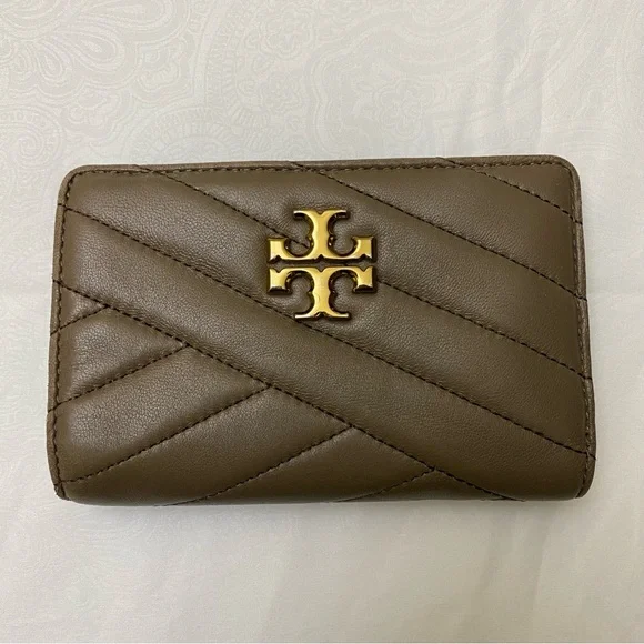 Tory Burch Medium Kira Wallet - Picture 4 of 11